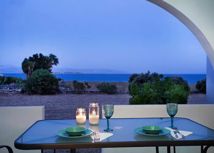 Zeta * Chrisi Akti (Paros)