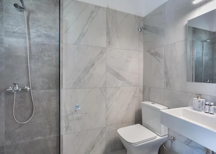 Zeta Chrisi Akti (Paros)