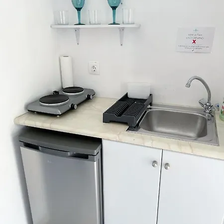 Zeta 컨트리하우스 흐리시 악티