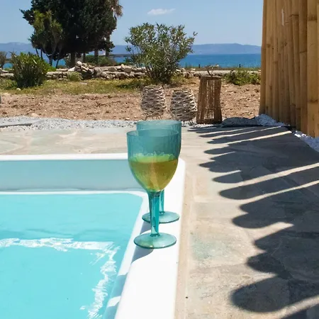 Zeta Chrisi Akti (Paros)